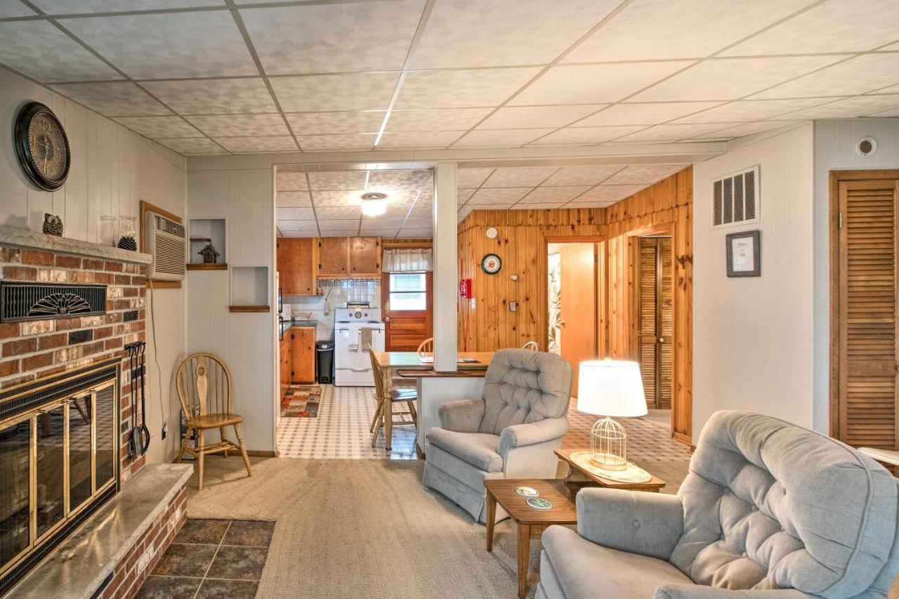 National City Cottage With Patio, Steps To Lake! Bagian luar foto